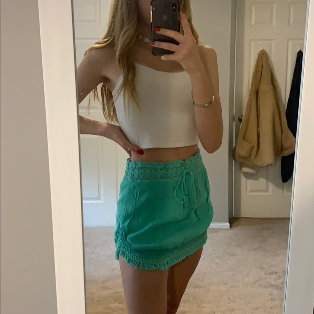 super cute beachy skirt